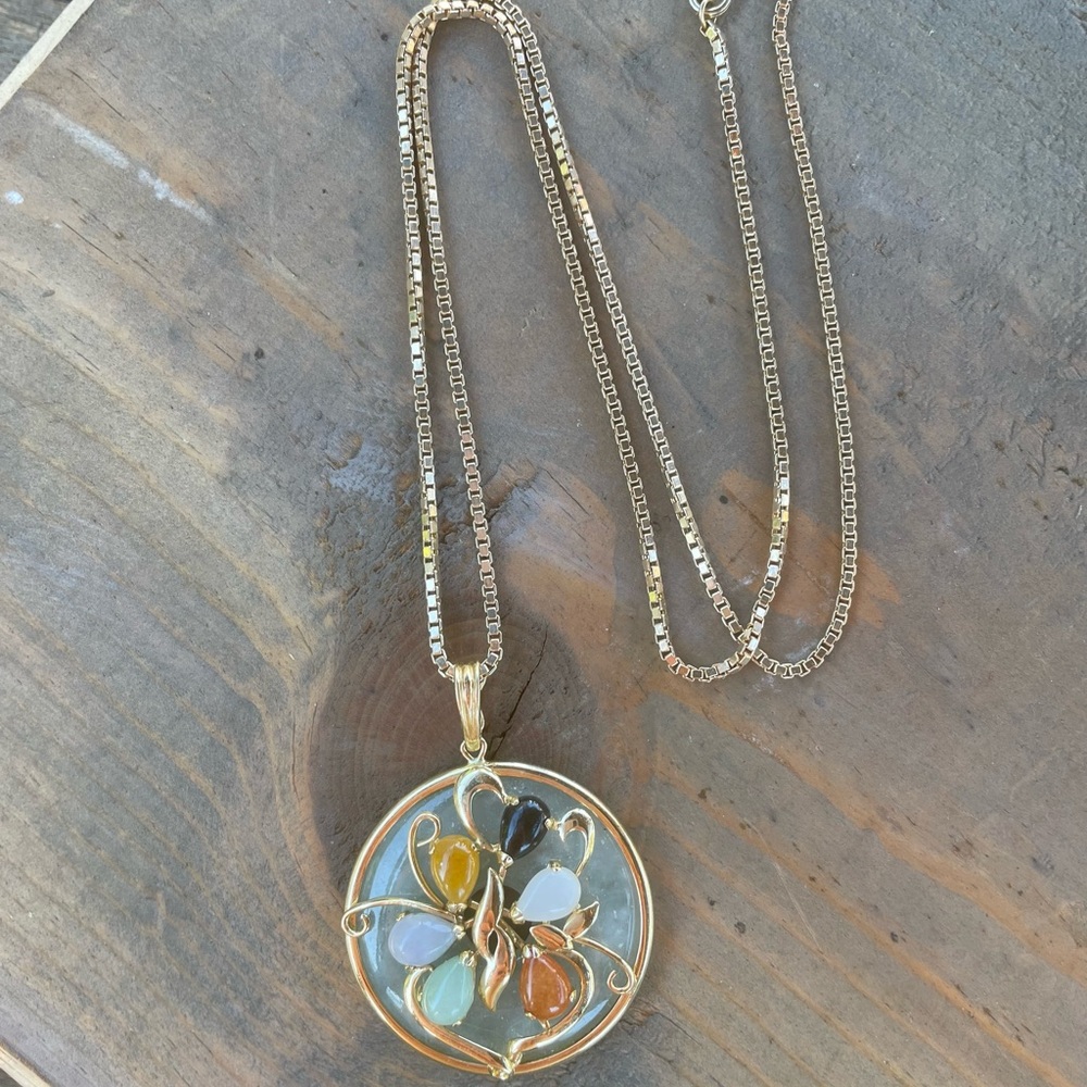 14k Gold Jade Necklace